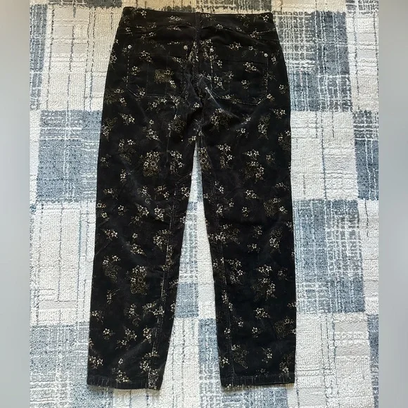 Pilcro Black Corduroy Floral Straight Leg Elevated Statement Pants - Picture 12 of 13